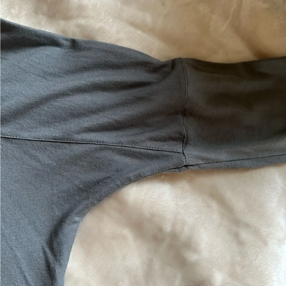 Hard Rock Couture grey Tee sz M